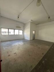 West Spring (D22), Factory #562146611